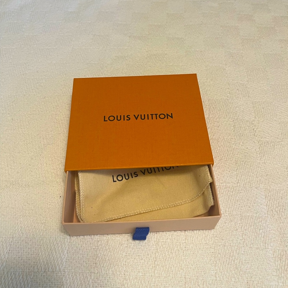 LOUIS VUITTON box for keychain/wallet